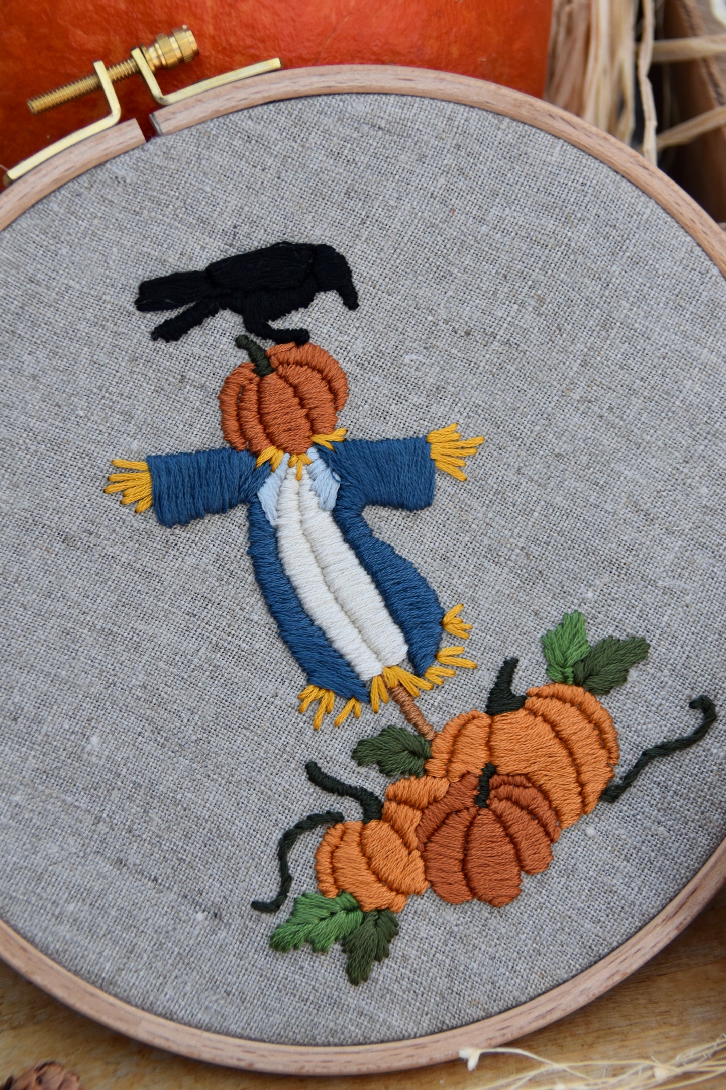 Broderie décorative Automne - Gardien de citrouilles