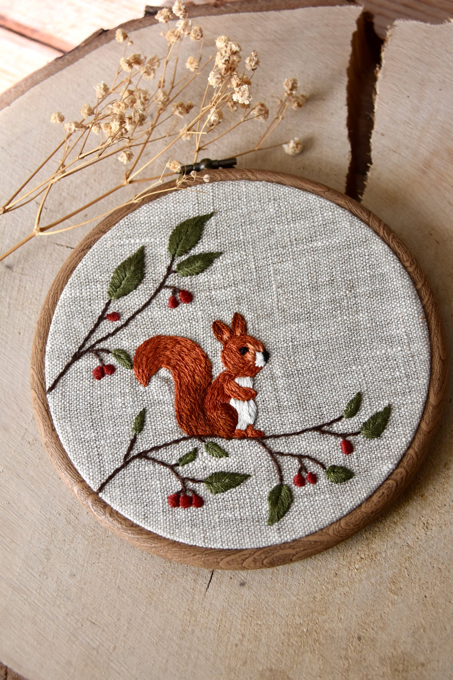 Broderie décorative Mireuil l'écureuil