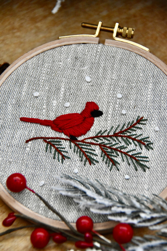 Broderie décorative Noël Cardinal rouge Hiver