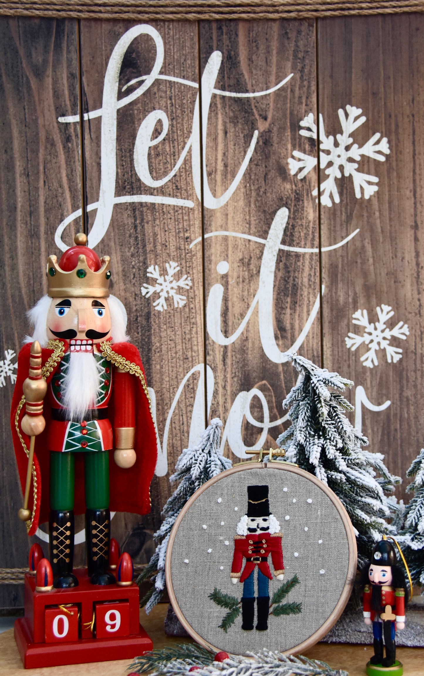 Broderie décorative de Noël Casse-noisette