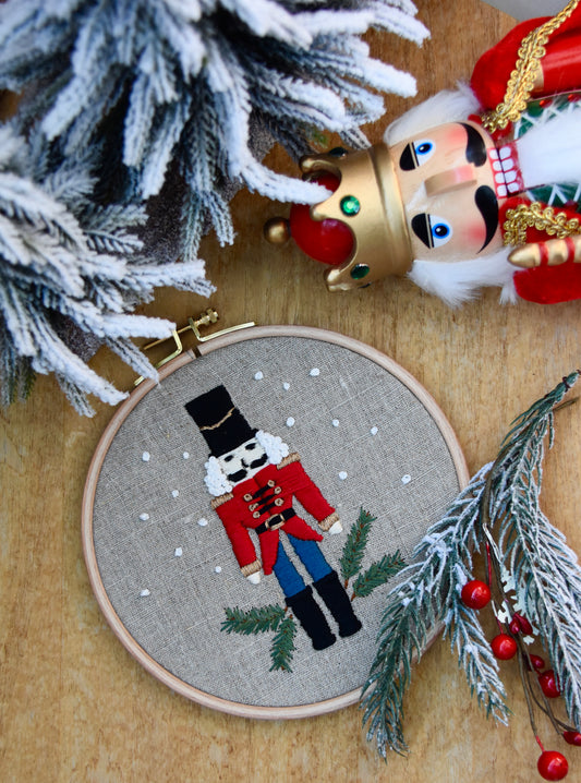 Broderie décorative de Noël Casse-noisette